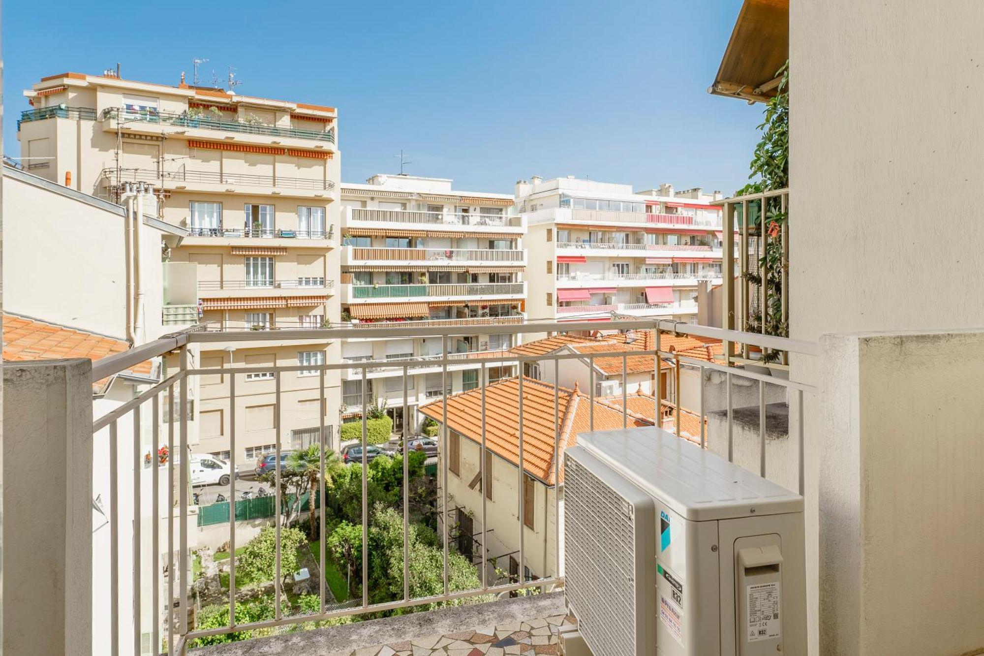 Terrasse Des Oliviers * Nizza